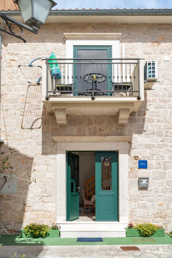 Bebe Apartment Vodice Esterno foto