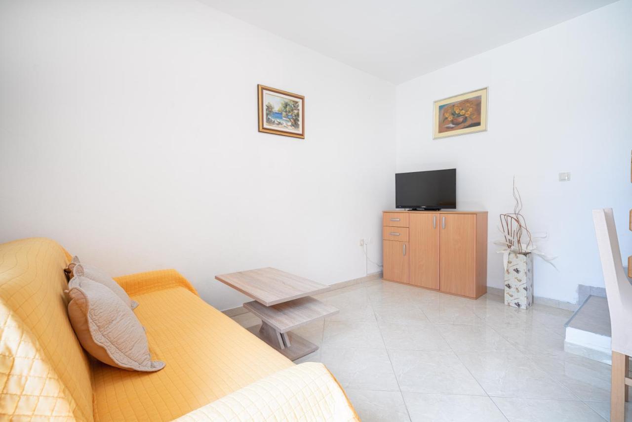 Bebe Apartment Vodice Esterno foto