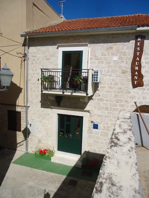 Bebe Apartment Vodice Esterno foto